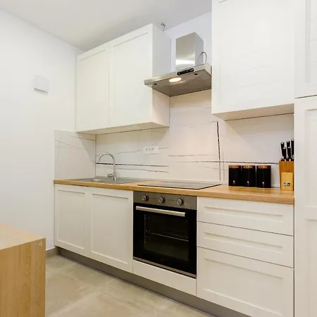 House Gazo Τρογκίρ